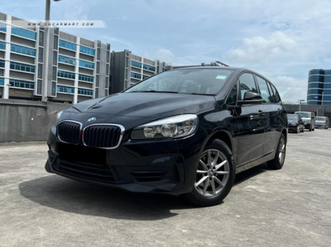 (RENT) BMW 216i Gran Tourer Luxury 1.5A