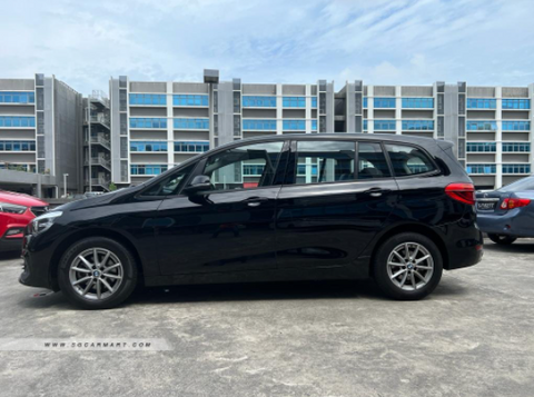 (LEASE) BMW216i Gran Tourer