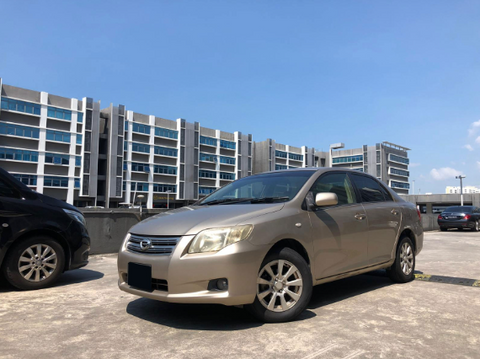 (RENT) Toyota Corolla Axio 1.5A X
