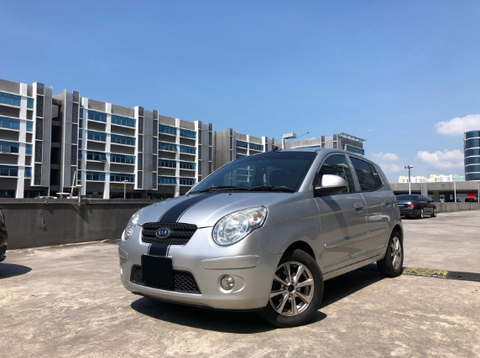 (RENT) Kia Picanto 1.1A