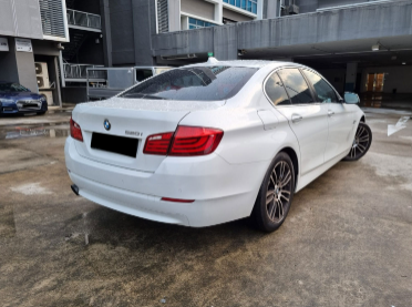 (LEASE) BMW 520I 2.0L AT