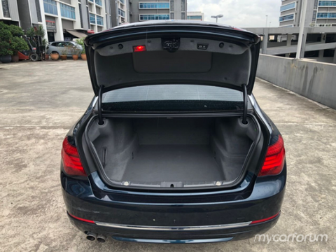 (RENT) BMW 730Li 3.0A