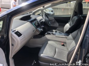 (LEASE) Toyota Prius Plus Hybrid