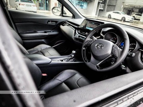 (LEASE) Toyota C-HR 1.2A Turbo Active