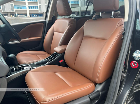 (LEASE) Honda Grace 1.5A LX CVT