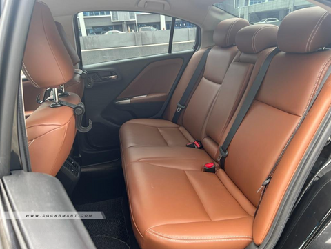 (LEASE) Honda Grace 1.5A LX CVT