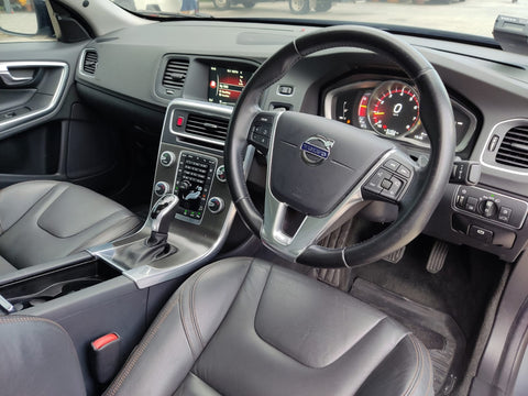 Volvo S60 Cross Country T5 <br> <br>