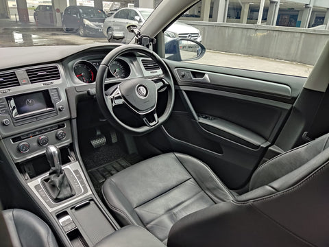 Volkswagen Golf 1.2A TSI