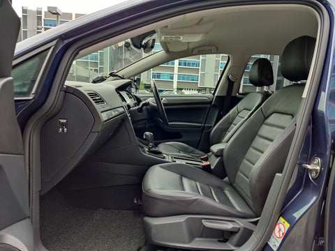 Volkswagen Golf 1.2A TSI