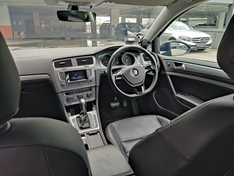 Volkswagen Golf 1.2A TSI